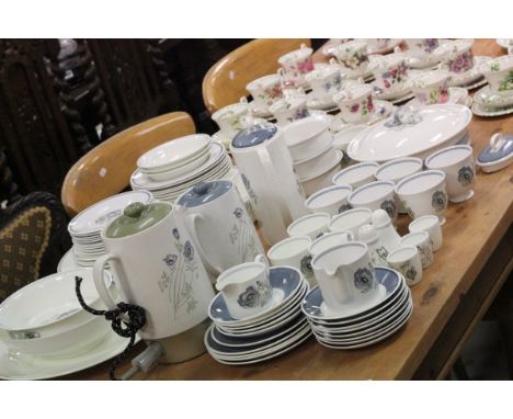 Large Dinner and Tea Service, two matched sets of Susie Cooper ' Glen Mist ' and Wedgwood Susie Cooper Design ' Glen Mist '