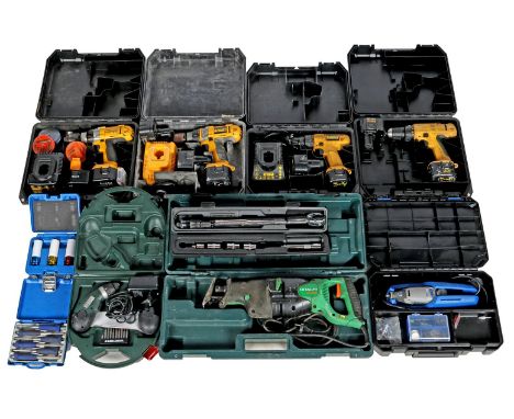 Lot tools b.u. 4x DeWalt screw/hammer drills, Hitachi reciprocating saw, Dremel, Metabo screw machine, BGS technik 7200 wheel