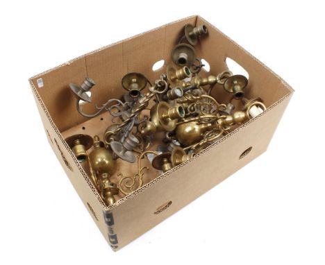Box with brass 4-light spherical crown, 51 cm high, 35 cm diameter, 4 pieces of 2-light wall chandeliers and 2 pieces of 3-li