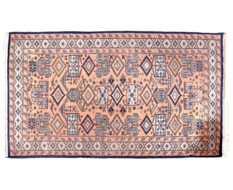 Hand-knotted oriental carpet 190x114 cm