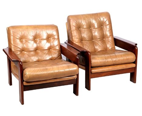 2 teak armchairs with light brown padded leather upholstery, Northwest Europe, 1970s, 84 cm wide