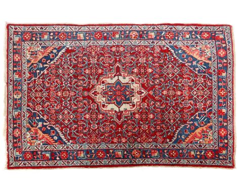 Hand-knotted oriental carpet, 163x114 cm