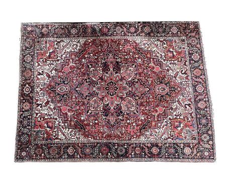 Hand-knotted oriental carpet, Heriz, 420x304 cm (corner with damage)