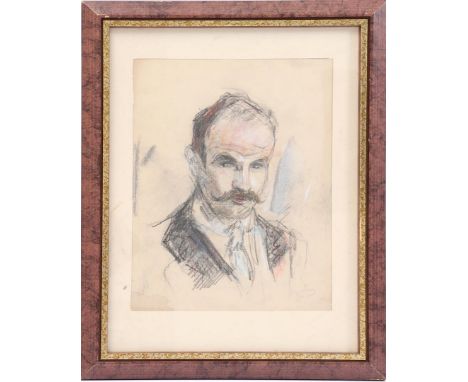 Workshop stamp Isaac Israels, portrait of a man with a moustache, charcoal drawing with color, 32x24 cm