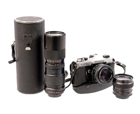 Photo camera Fujica ST605 N and 2 lenses Vivitar 85-205mm F/ 3.8 and Tokina wide-auto 1:2.8