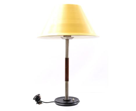 Willem Hendrik Gispen (1890-1981)Metal with bakelite table lamp, design Willem Hendrik Gispen for Gispen, model 'Giso 5020', 