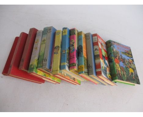 Vintage lot of Enid Blyton books to include Hello Mr Twiddle, storytime, tales after tea etc. 