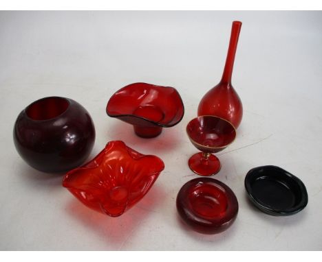 Mix lot of Ruby glass to include vases, bowls etc 