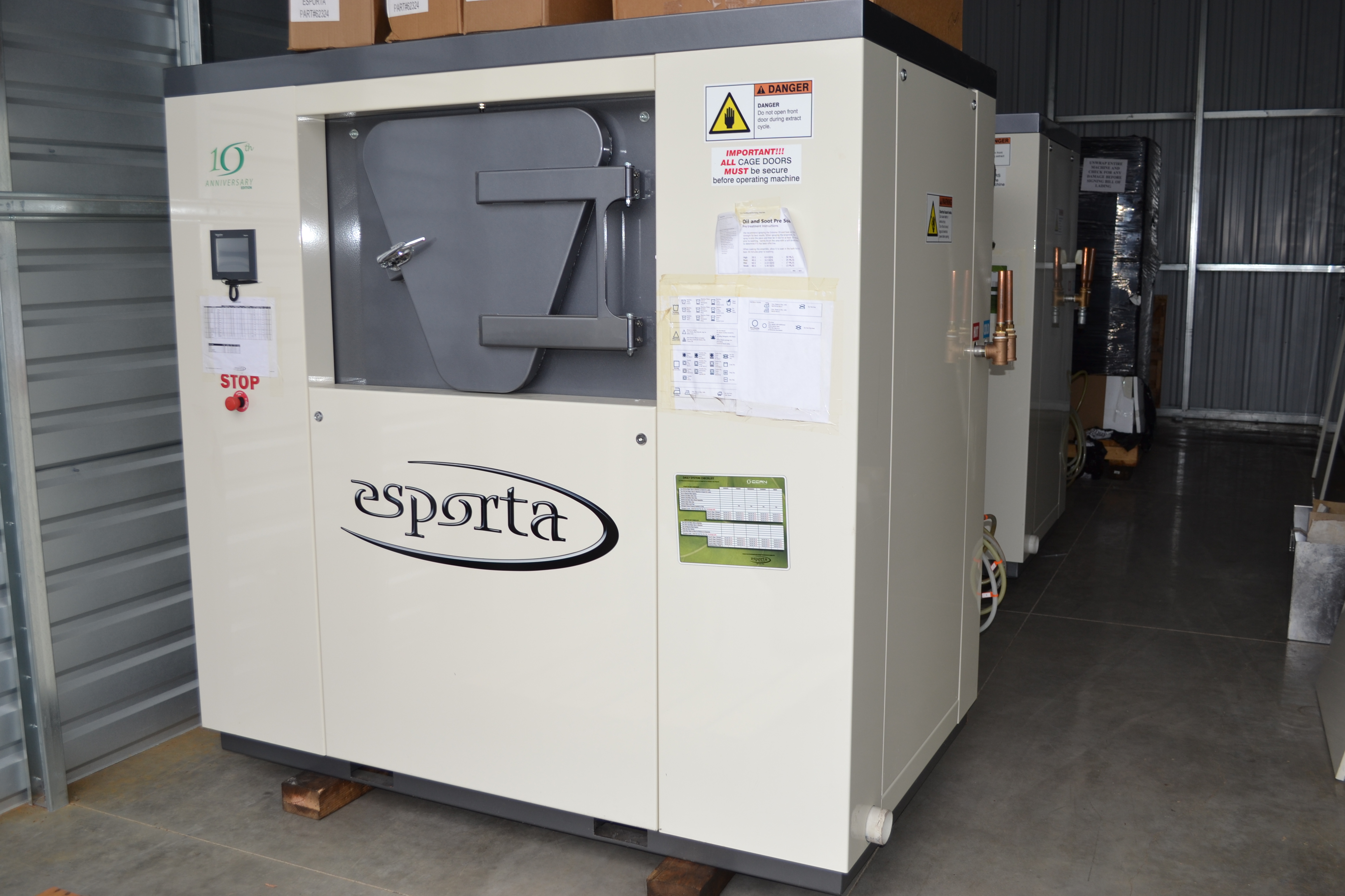 NEW still in packaging 2012 Esporta ES3300 Wash System Machine