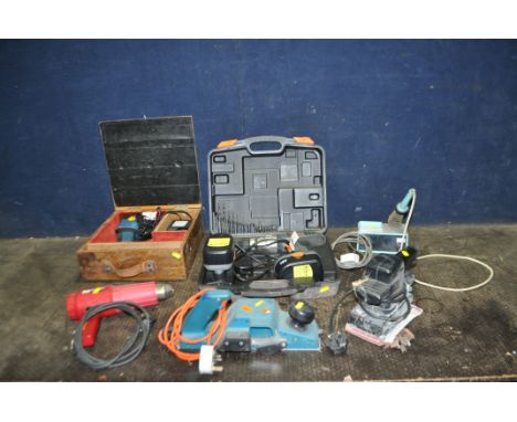 A SELECTION OF POWER TOOLS including a Workzone 14.4v drill with charger and one battery, a Challenge Xtreme 18v drill with t