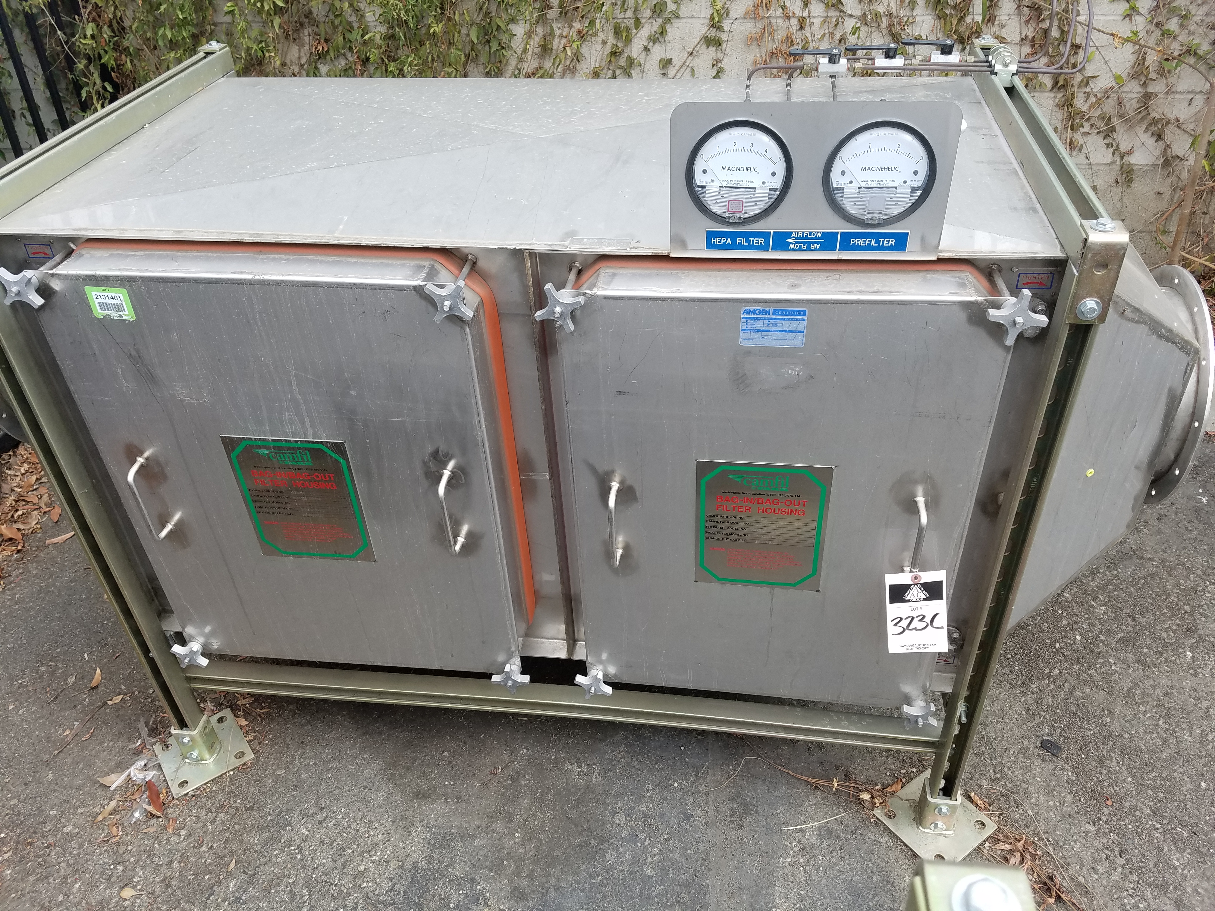 { Group of lots 323A, 323B, 323C } } } Camfil Bagin/Bagout Filter