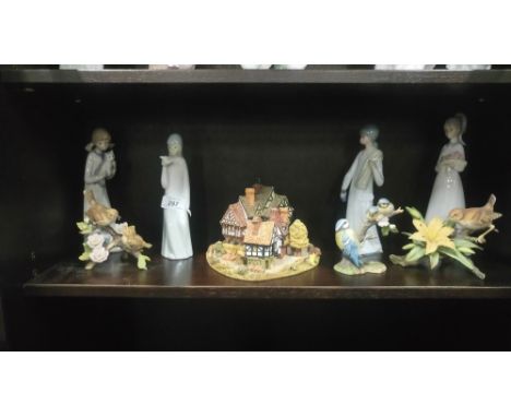 1 SHELF OF ORNAMENTS INCLUDING LILLIPUT LANE