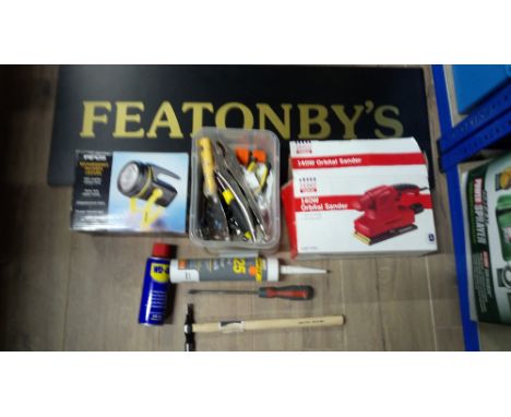 ASSORTMENT OF TOOLS