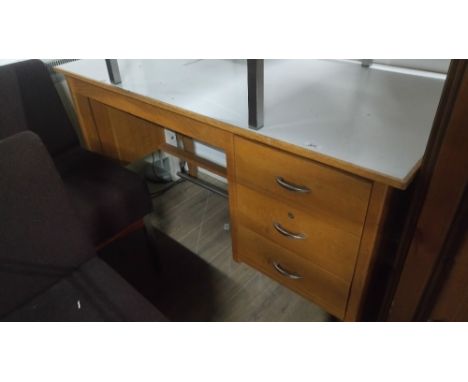 VINTAGE DESK