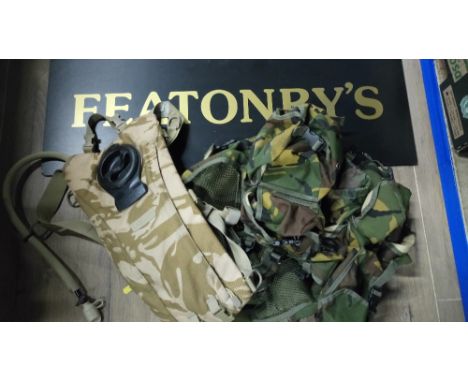 2 PIECES OF ARMY KIT ( WATER CARRIER & OTHER )