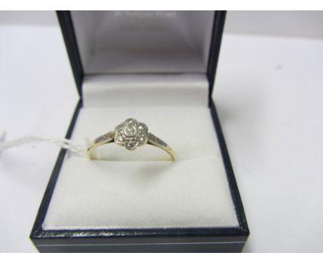 DIAMOND CLUSTER RING, 18ct white gold ring set a cluster of diamonds, size V