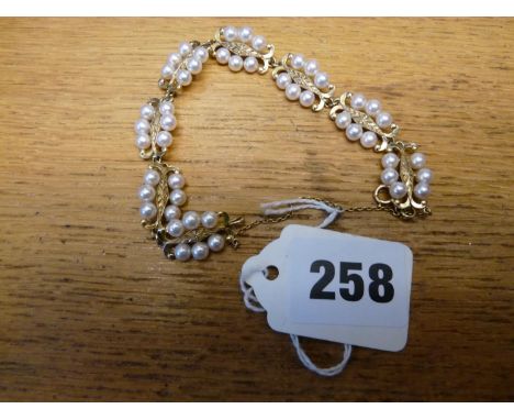 Ladies 14ct Gold &amp; Seed Pearl Bracelet 20g total weight