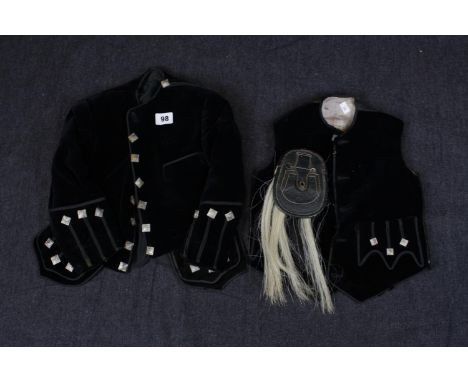 1930s Childs Scottish Highland dress inc. Jacket, Waistcoat and Sporran. Condition - Some light wear 