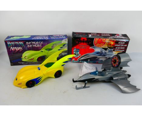Hasbro - Kenner - Batman - 2 x boxed models, a Batman & Robin Jet Blade # 64219 and a Batman Ninjas Batmobile. They appear in