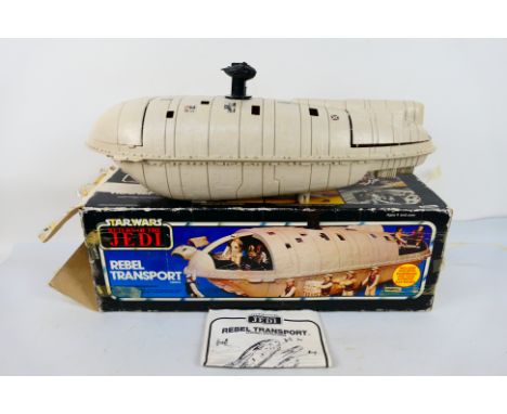 Star Wars - Palitoy - A boxed vintage Star Wars 1982 Palitoy Return of the Jedi 'Rebel Transporter', Overall the model appear