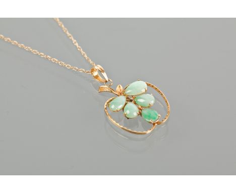CHINESE GOLD JADE SET PENDANT
set with five oval jade, marked 850 and with Chinese characters, on a gold chain