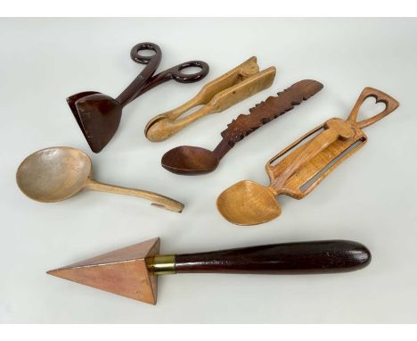 ASSORTED TREEN LOVE SPOONS & UTENSILS, comprising sycamore love spoon with pierced heart finial, cawl spoon, tongs, copper co