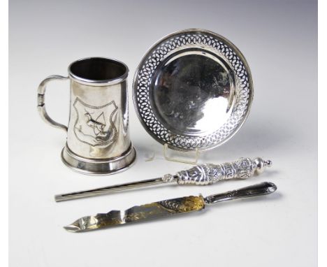 A 925 silver candle lighter, with moulded silver handle, 31cm long, together with a pierced bonbon dish marked 'Commonwealth 