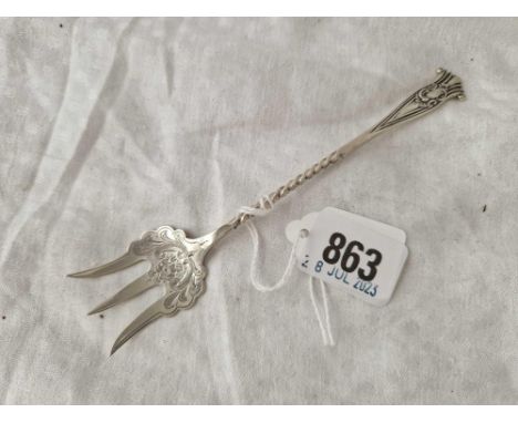 An attractive three prong fork, 6" long, Sheffield 1906