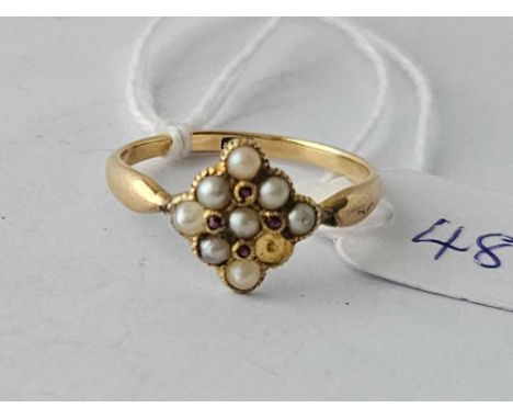 An antique pearl and ruby ring, one pearl missing, 18ct, size N, 2.2 g.
