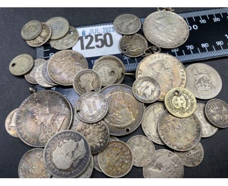 Foreign silver coins 138g