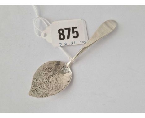 A leaf shaped caddy spoon with engraved bowl, London 1795