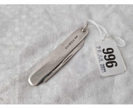 A silver fruit knife with silver blade and body, Sheffield 1906 by JYC, 23 g.