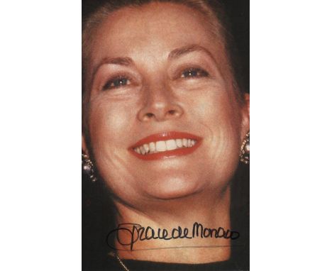 FAMOUS MEN &amp; WOMEN: Selection of signed cards, a few signed pieces etc., by a variety of famous men and women including G