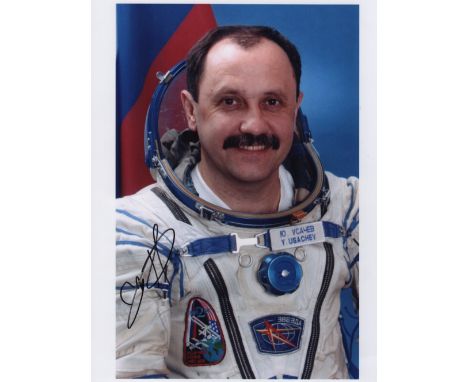 COSMONAUTS: Selection of signed colour 8 x 10 photographs and smaller, by various cosmonauts of the Russian Soyuz space progr