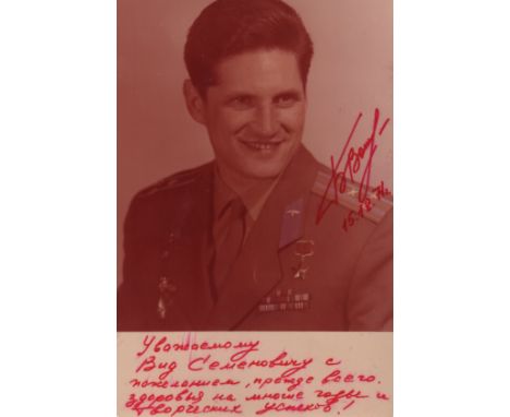 COSMONAUTS: Selection of signed and multiple signed 8 x 10 photographs and smaller, by various cosmonauts of the Russian Soyu