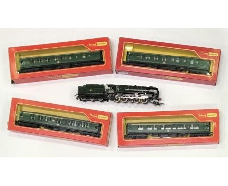 A Tri-ang Hornby R.861 B.R. 2-10-0 Locomotive and tender, together with 2x R.622 1st/2nd Composite coaches with seats and 2x 