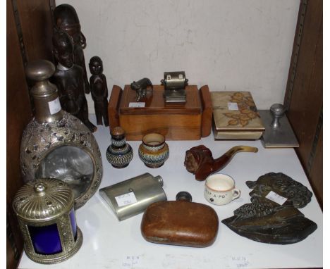 SECTION 18. A small mixed lot of assorted collectables including a Fieldings novelty ashtray, inscribed 'Flip Your Ashes on O
