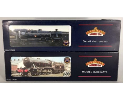 A Bachmann 'OO' gauge 32-276 K3 '61932' BR Lined Black Early Emblem, Group Standard Tender, together with a Bachmann 32-355 S
