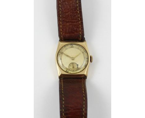 A vintage Stolkace gentlemen's 9ct gold wristwatch, the gilded dial set with Arabic numerals and subsidiary seconds dial, on 