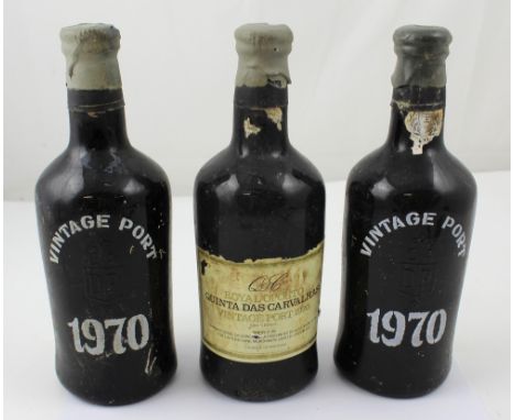 Three bottles of Quintas Das Carvalhas 1970 vintage port (3). CONDITION REPORT Please note that this lot is not suitable for 