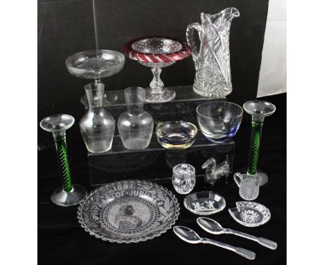 A collection of lead crystal and glass items to include a Caithness vase, a Caithness dish, a pair of Villeroy &amp; Bosch ai