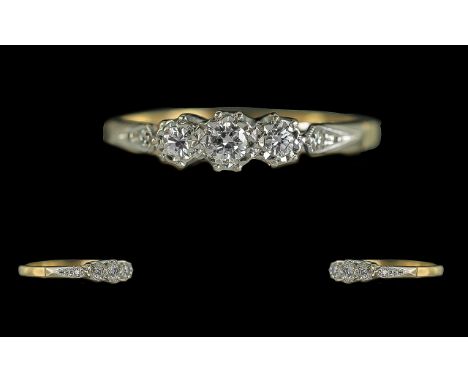 18ct Gold and Platinum 3 Stone Diamond Set Ring, Illusion Set. The Round 3 Faceted Diamond of Excellent Colour / Clarity. Rin
