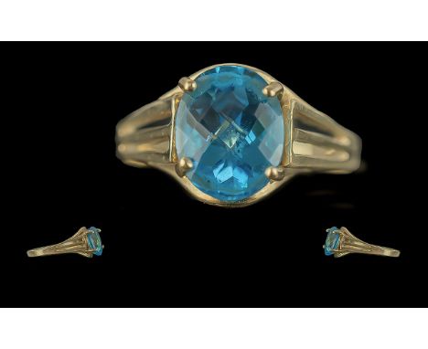 Ladies - Attractive 14ct Gold Single Stone Blue Topaz Set Ring. Marked 14ct to Interior of Shank. The Blue Faceted Topaz of E