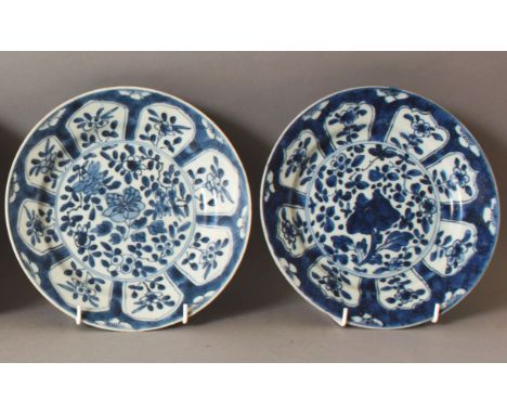 A SIMILAR PAIR OF CHINESE KANGXI PERIOD BLUE &amp; WHITE SHIPWRECK PORCELAIN PLATES.