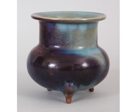 A CHINESE SONG STYLE RU WARE PURPLE SPLASH PORCELAIN TRIPOD CENSER, 3.7in diameter at rim &amp; 4.1in high.