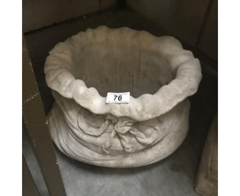 A small sack planter