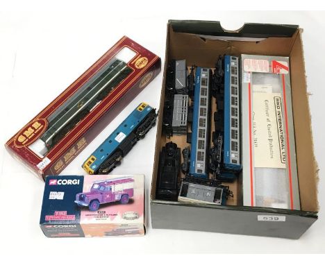 A Limo 00 gauge limited edition class 31/4 diesel locomotive (boxed), Airfix GMR class 31 (boxed), Lima class 33, 3 Lima Mk 2