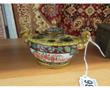 A 19th century oriental porcelain inkwell.