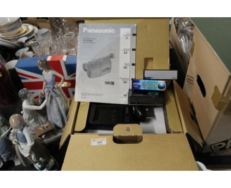 Panasonic NVRX9B video camera with cassettes
