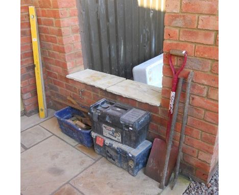 Collection of tools, spirit level, spade etc